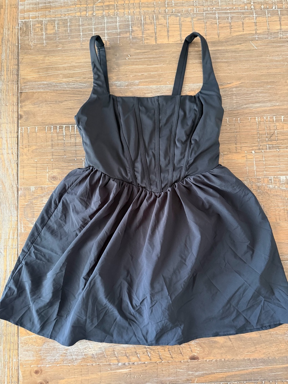 HALARA Black Sleeveless Mini Fit-and-Flare Dress Skort with pocket
